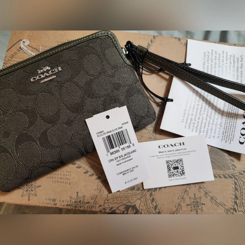 Coach Olive Green Zip Card Wristlet